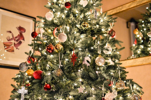 svítící vánoční stromeček